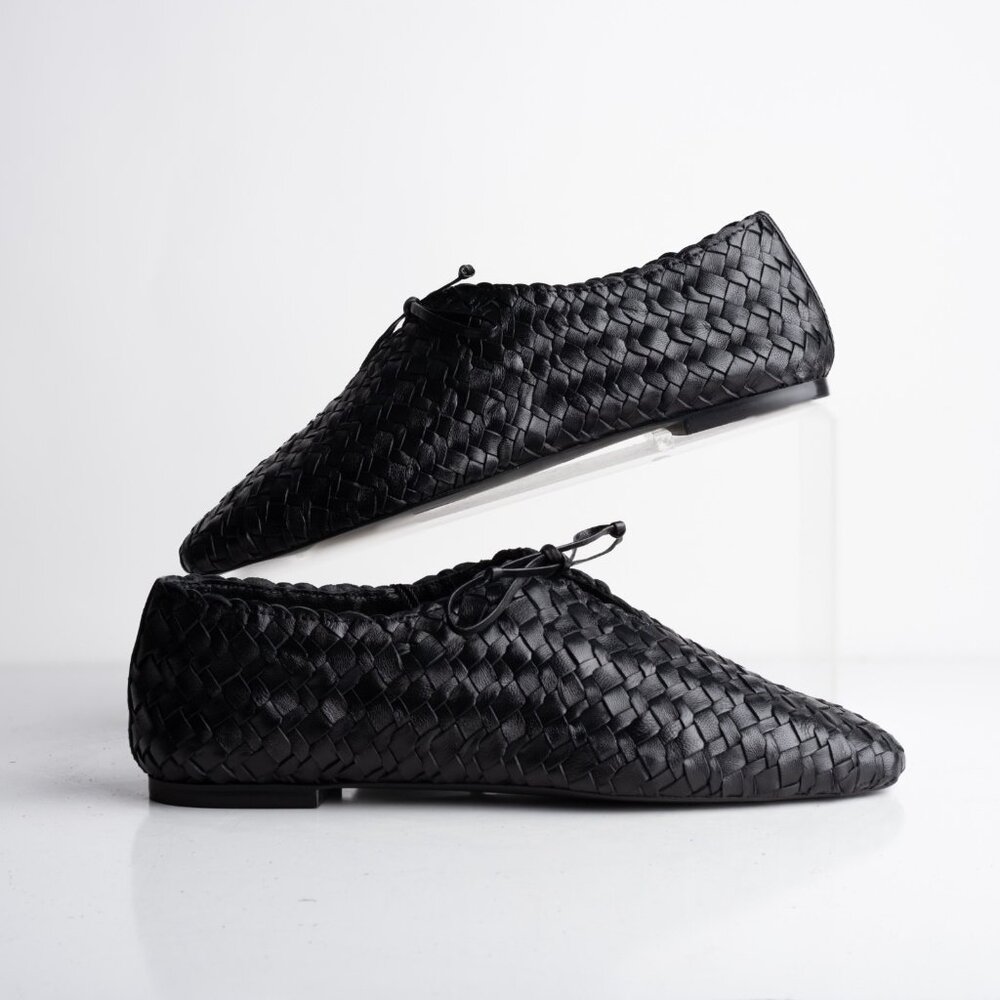 Massimo Dutti Womens Ballerina Braid Leather Woven Flats Black US 7.5 EU 38 New - Picture 2 of 8